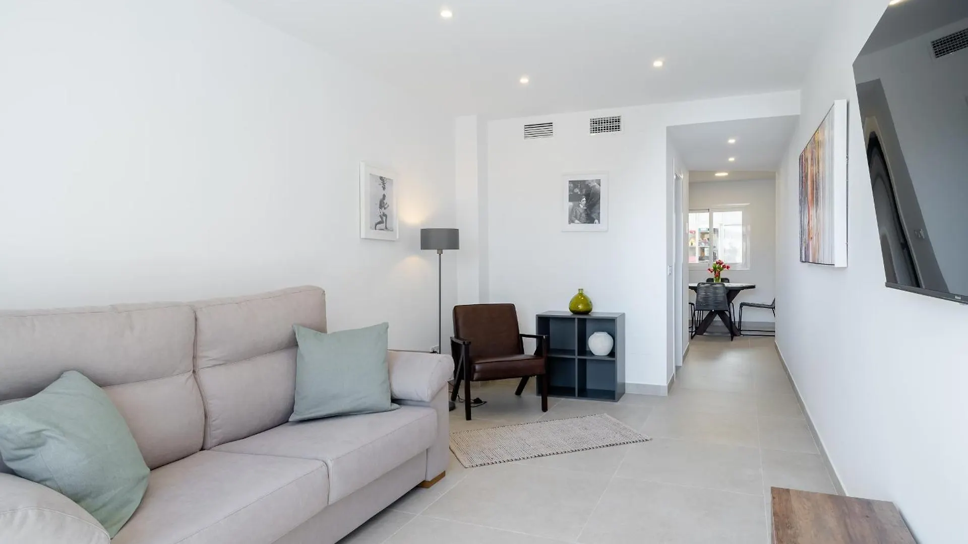 Solymar Sun & Beach Deluxe Apartments location